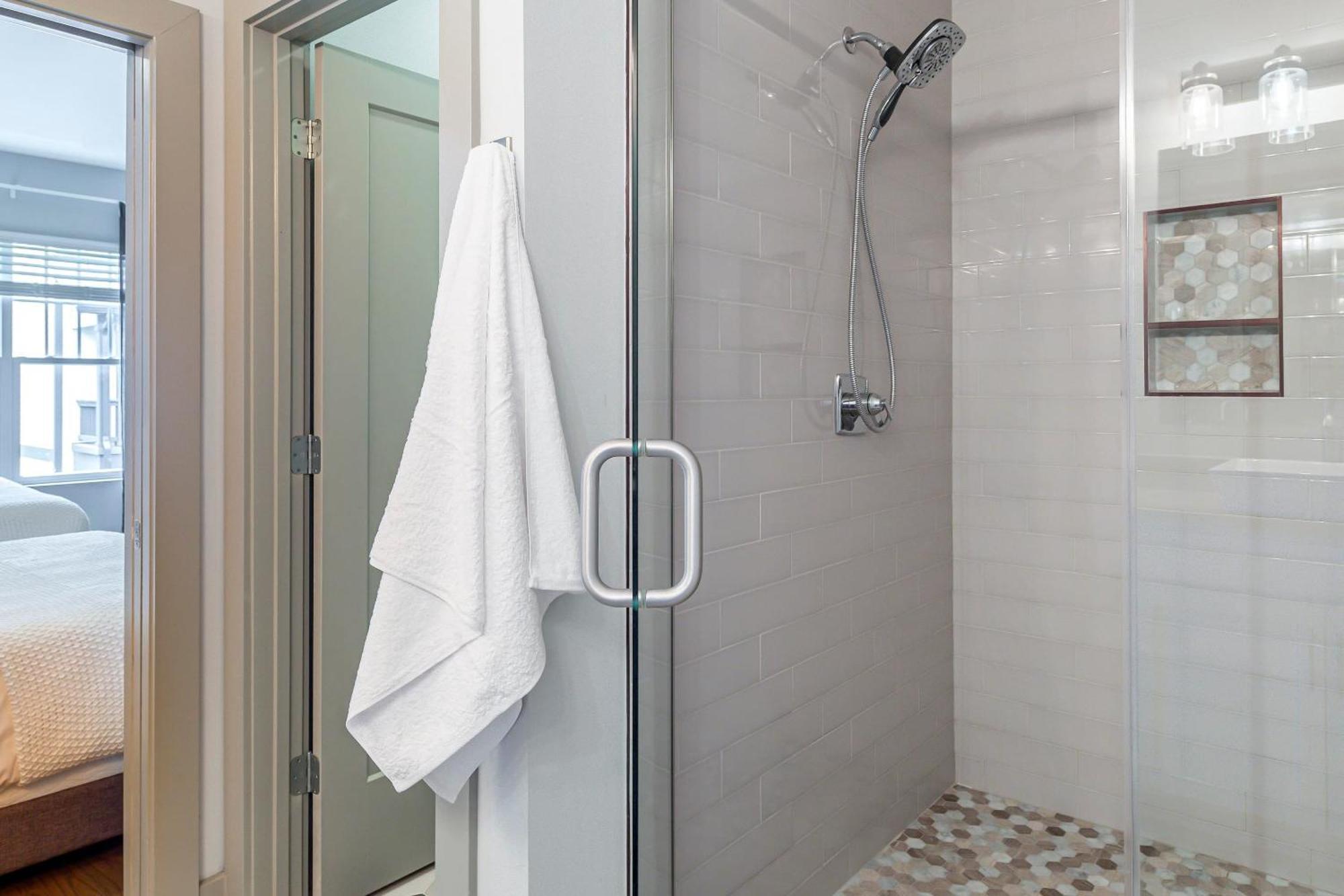 Waverly By Avantstay Nashville-Inspired Townhome W Luxury Kitchen Pool Table Ngoại thất bức ảnh